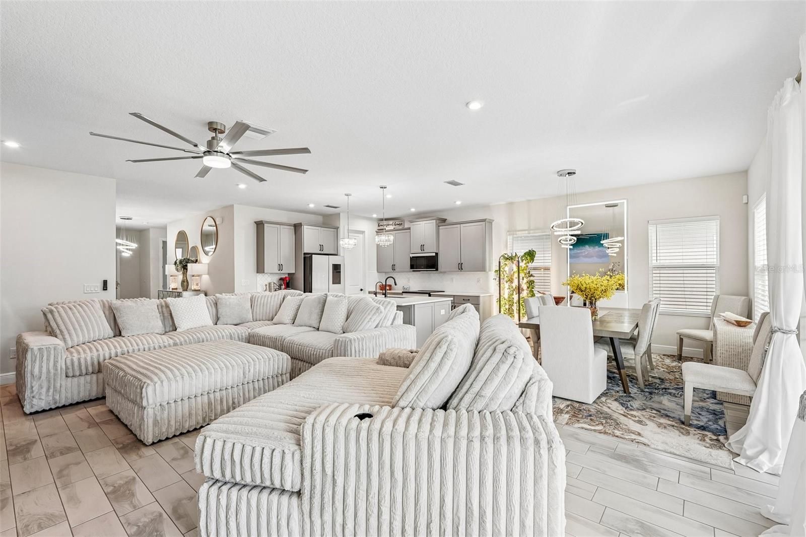 Single Family Residence at 6252 HIDDEN BRANCH DR, APOLLO BEACH, photo 5 of 65