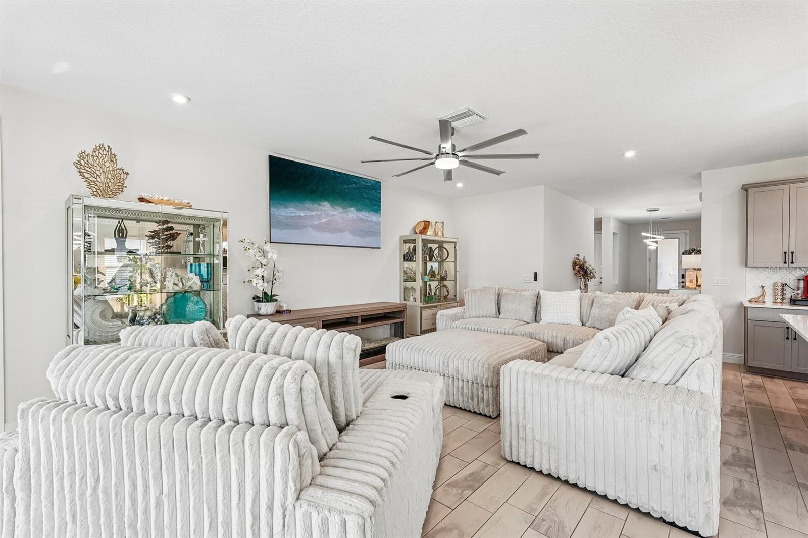 Single Family Residence at 6252 HIDDEN BRANCH DR, APOLLO BEACH, photo 6 of 65
