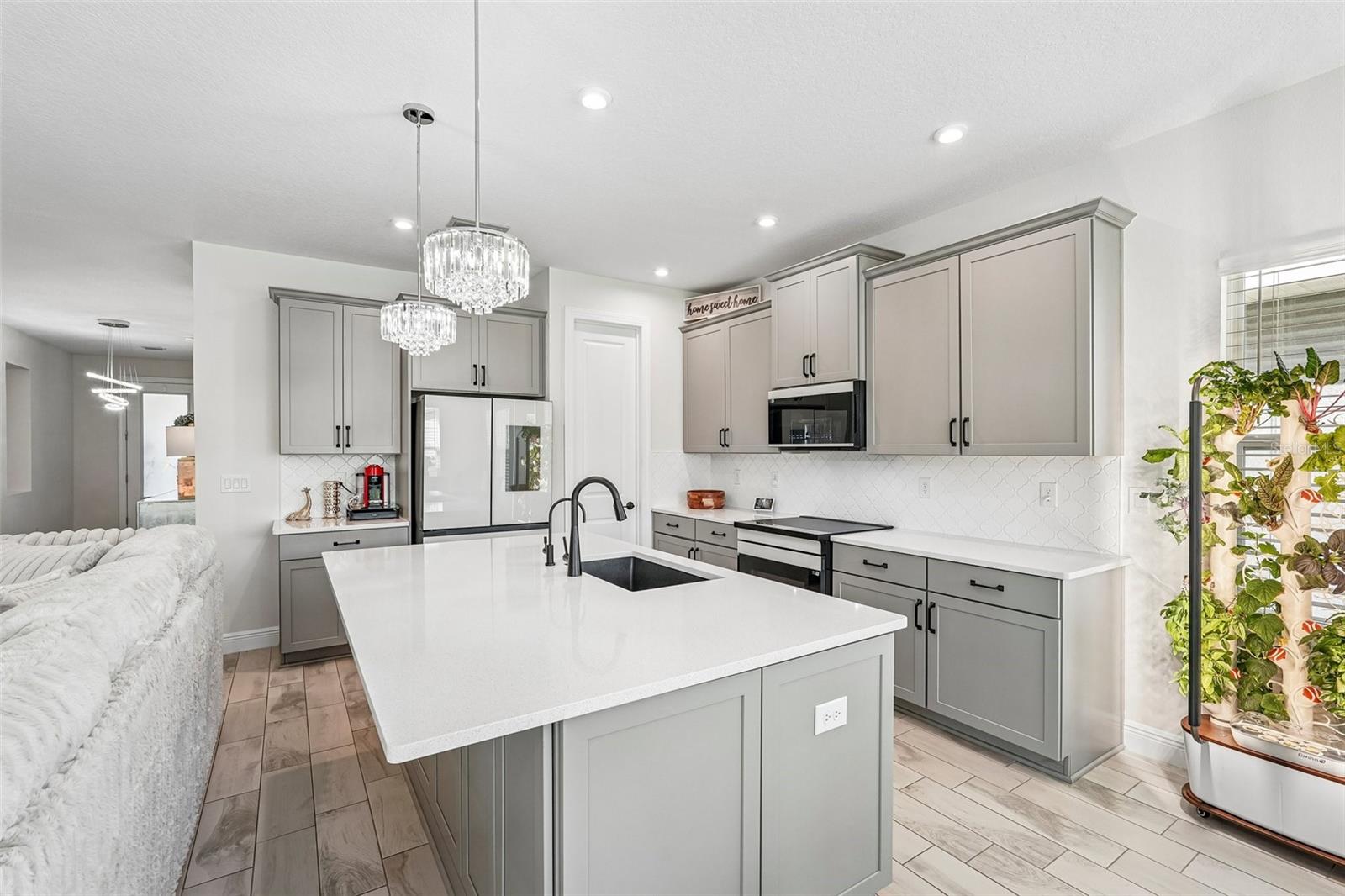 Single Family Residence at 6252 HIDDEN BRANCH DR, APOLLO BEACH, photo 10 of 65