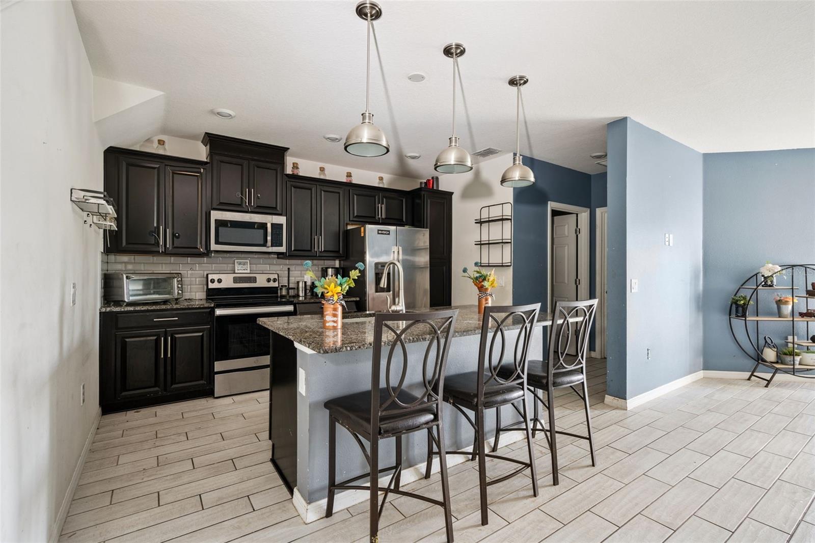 Townhouse at 3452 BELLISSIMO AVE, KISSIMMEE, photo 6 of 28