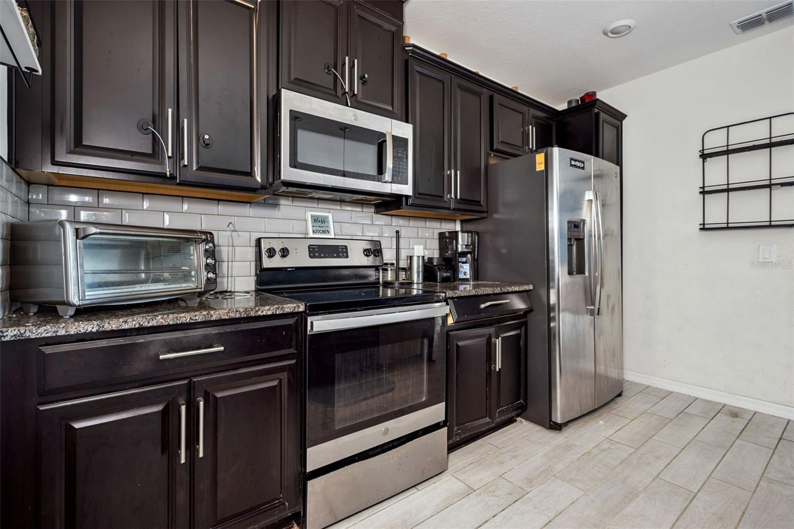 Townhouse at 3452 BELLISSIMO AVE, KISSIMMEE, photo 7 of 28
