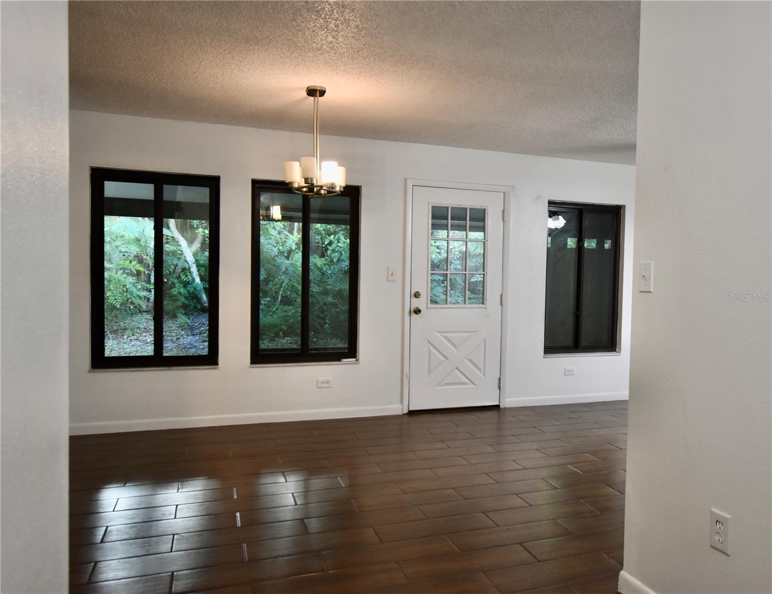 Dining Room - 361 LAKE HARRIS DR, LAKELAND