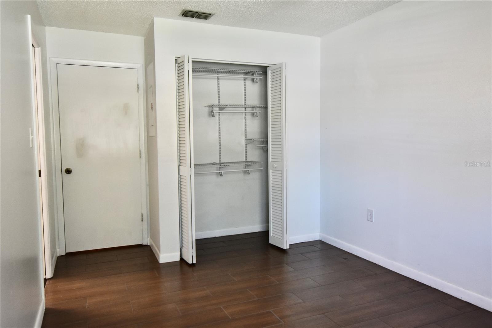 Half Duplex at 361 LAKE HARRIS DR, LAKELAND, photo 23 of 35