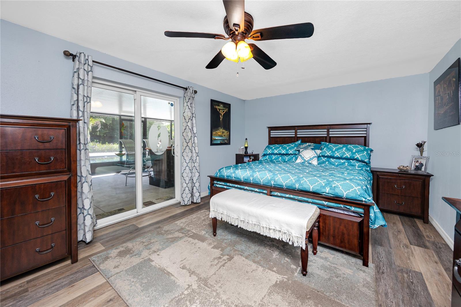 Single Family Residence at 7913 BEASLEY RD, TAMPA, photo 17 of 49