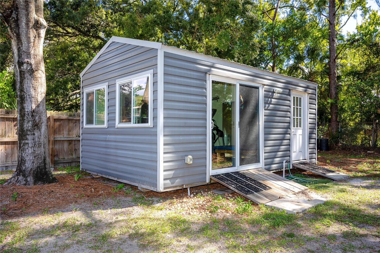 Single Family Residence at 7913 BEASLEY RD, TAMPA, photo 31 of 49