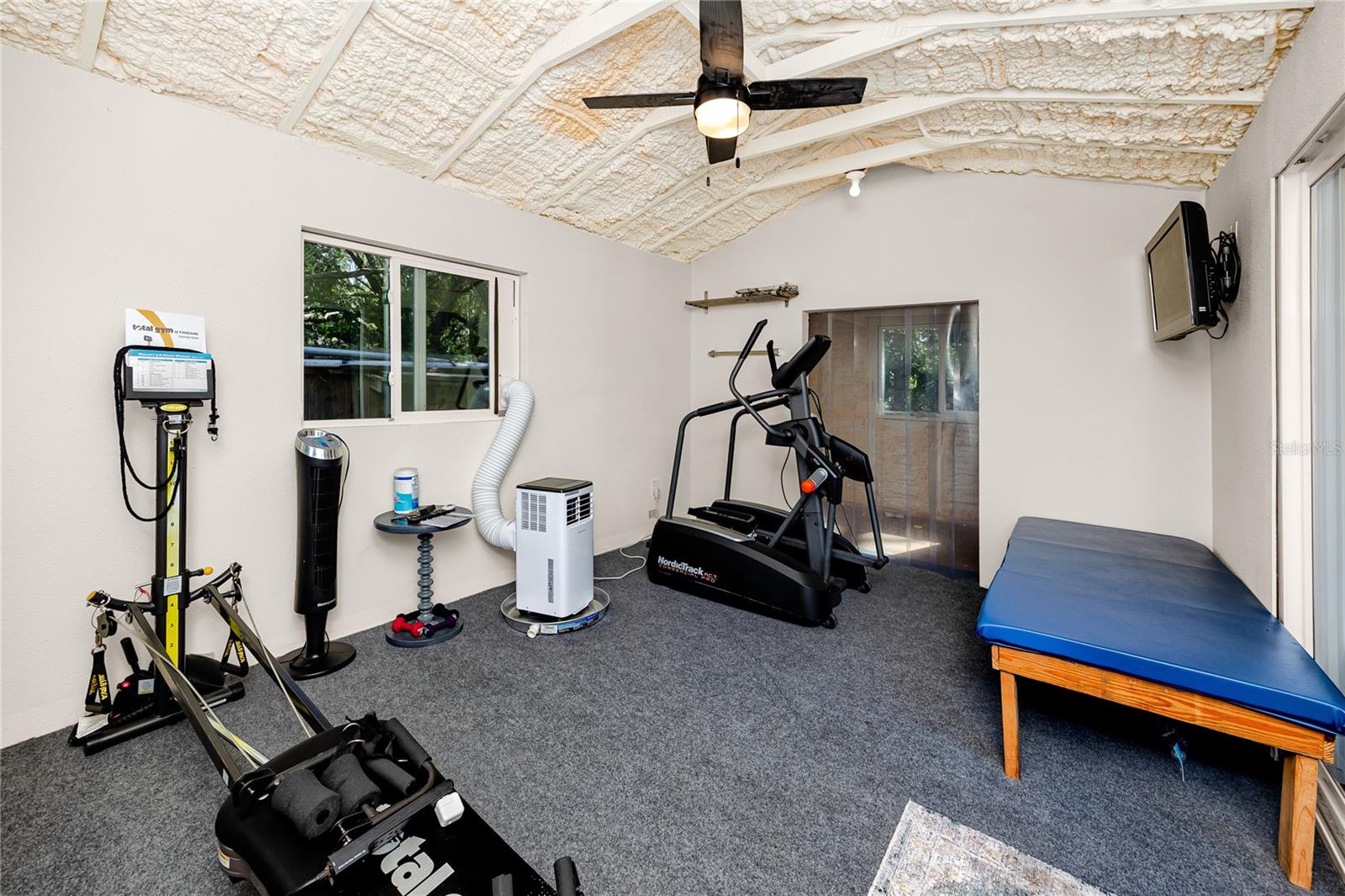 Single Family Residence at 7913 BEASLEY RD, TAMPA, photo 33 of 49