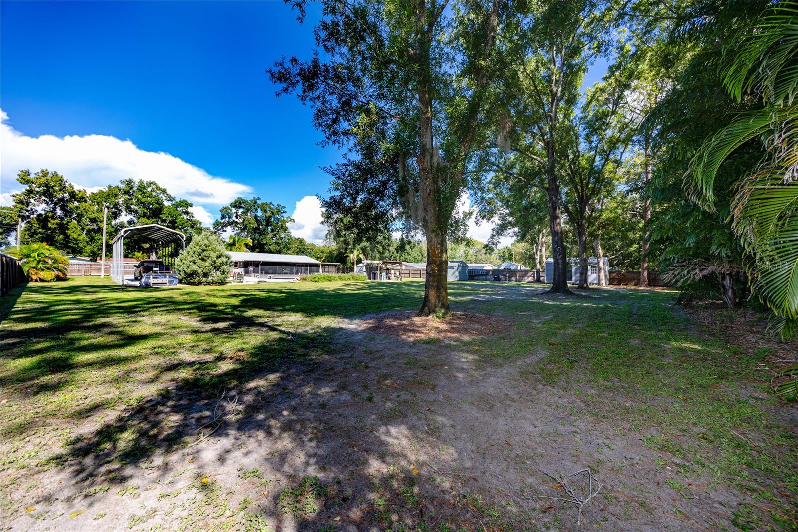 Single Family Residence at 7913 BEASLEY RD, TAMPA, photo 38 of 49