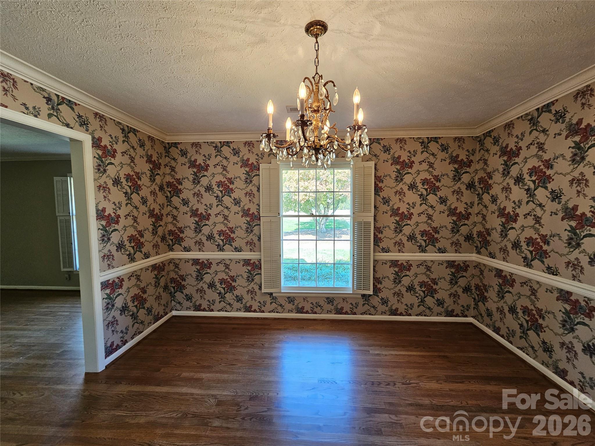 Single Family Residence at 524 Country Club Circle, Shelby, photo 7 of 39