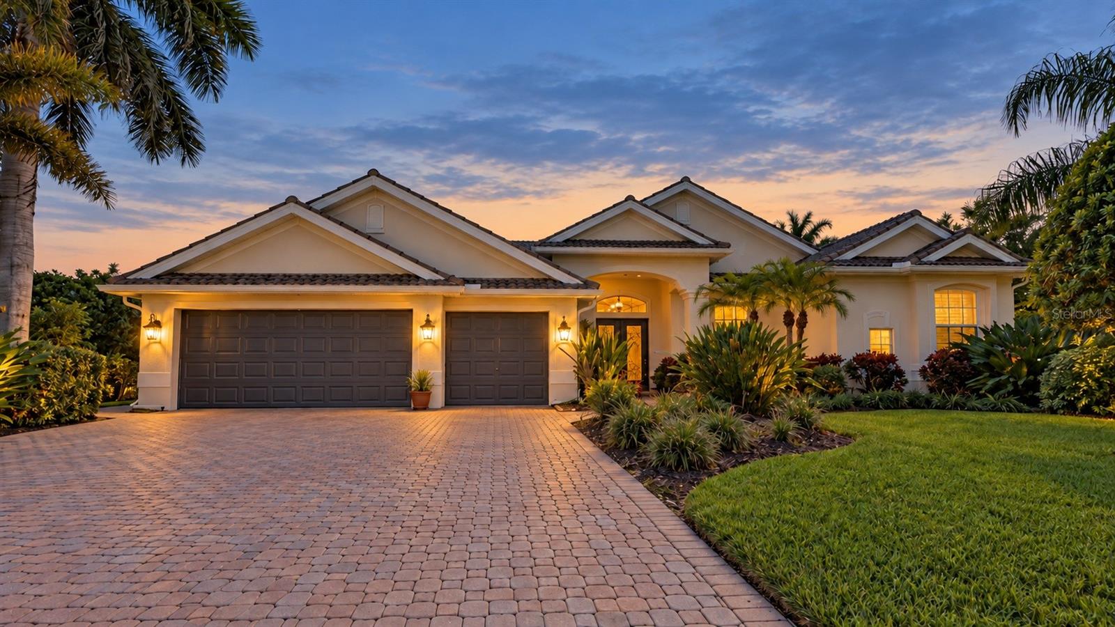 Single Family Residence at 14724 2ND AVENUE CIR NE, BRADENTON, photo 2 of 94