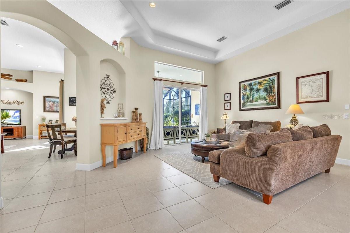 Single Family Residence at 14724 2ND AVENUE CIR NE, BRADENTON, photo 10 of 94