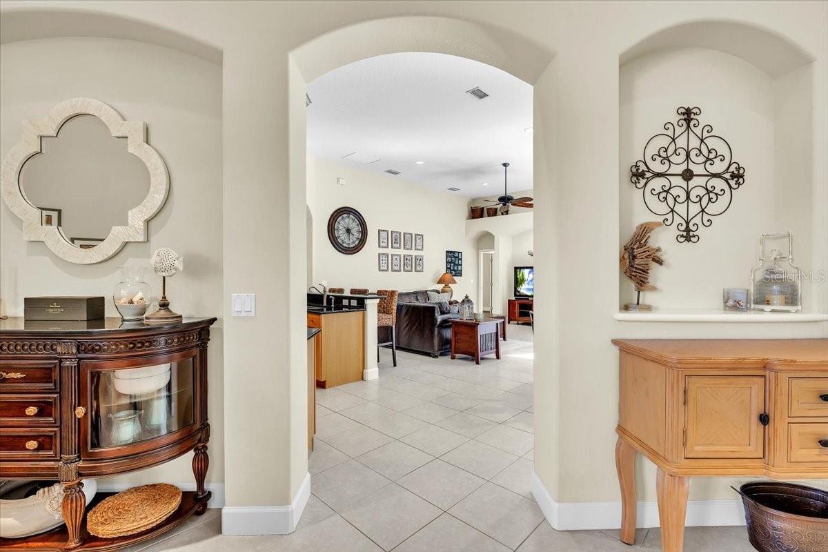 Single Family Residence at 14724 2ND AVENUE CIR NE, BRADENTON, photo 15 of 94