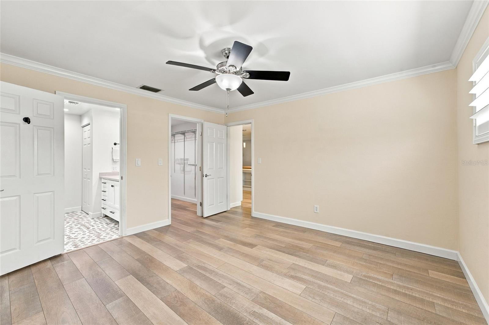 Single Family Residence at 1864 74TH AVE N, ST PETERSBURG, photo 25 of 42