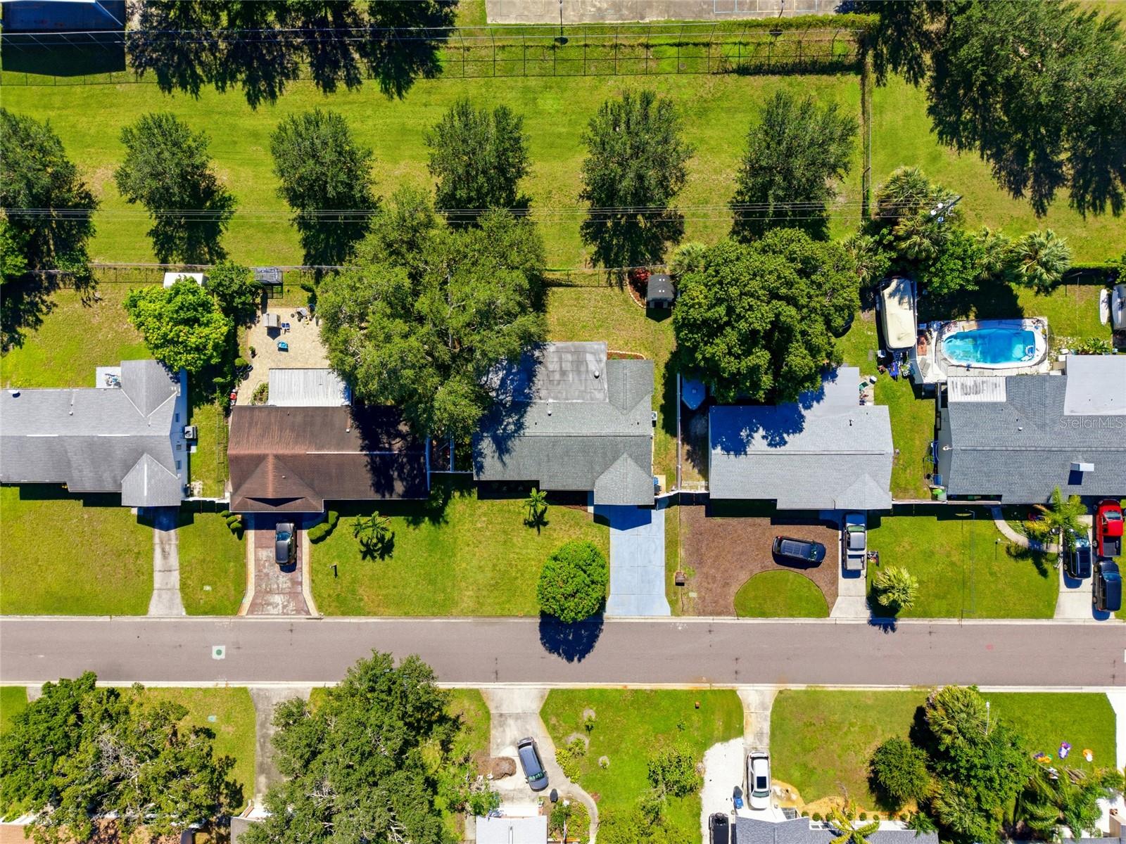Single Family Residence at 1864 74TH AVE N, ST PETERSBURG, photo 36 of 42