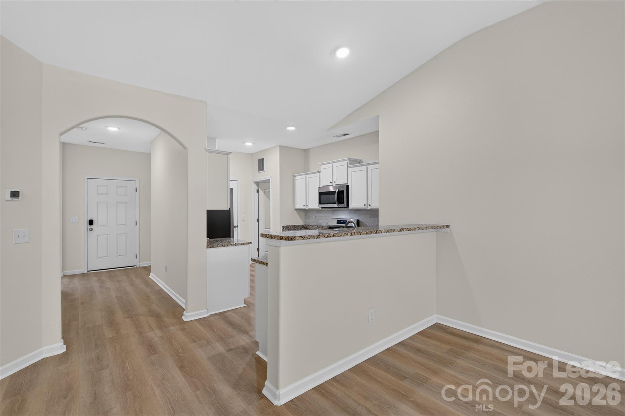 Single Family Residence at 6117 Purbeck Way, Charlotte, photo 6 of 30