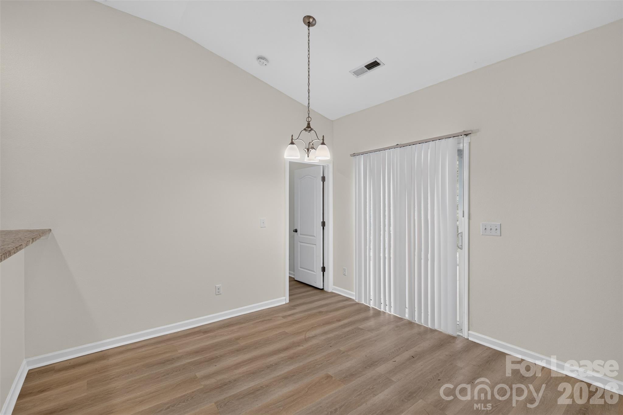 Single Family Residence at 6117 Purbeck Way, Charlotte, photo 11 of 30