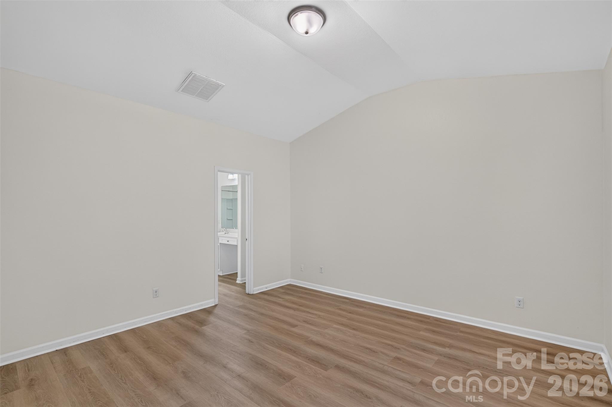 Single Family Residence at 6117 Purbeck Way, Charlotte, photo 19 of 30