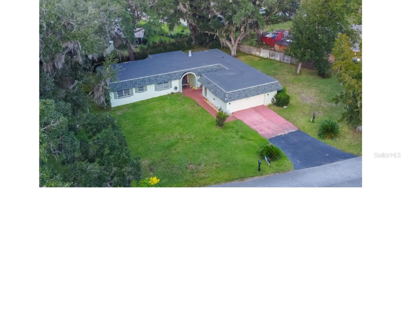 27 EMERALD DR