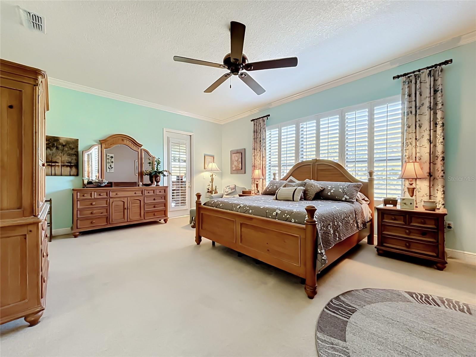 Huge Primary Suite: Plantation Shutters - 265 INDIAN WELLS AVE, POINCIANA