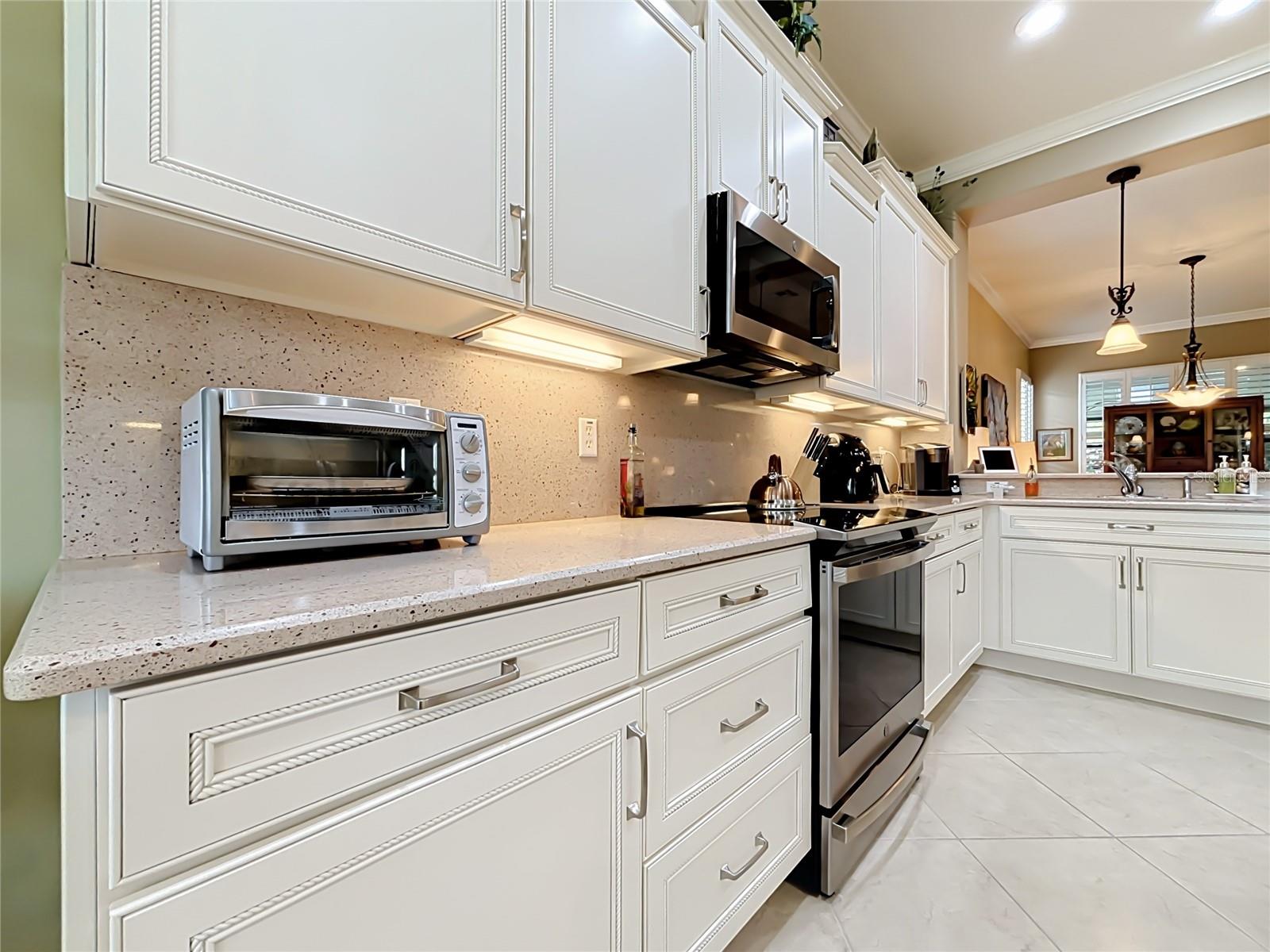 Induction Range - 265 INDIAN WELLS AVE, POINCIANA