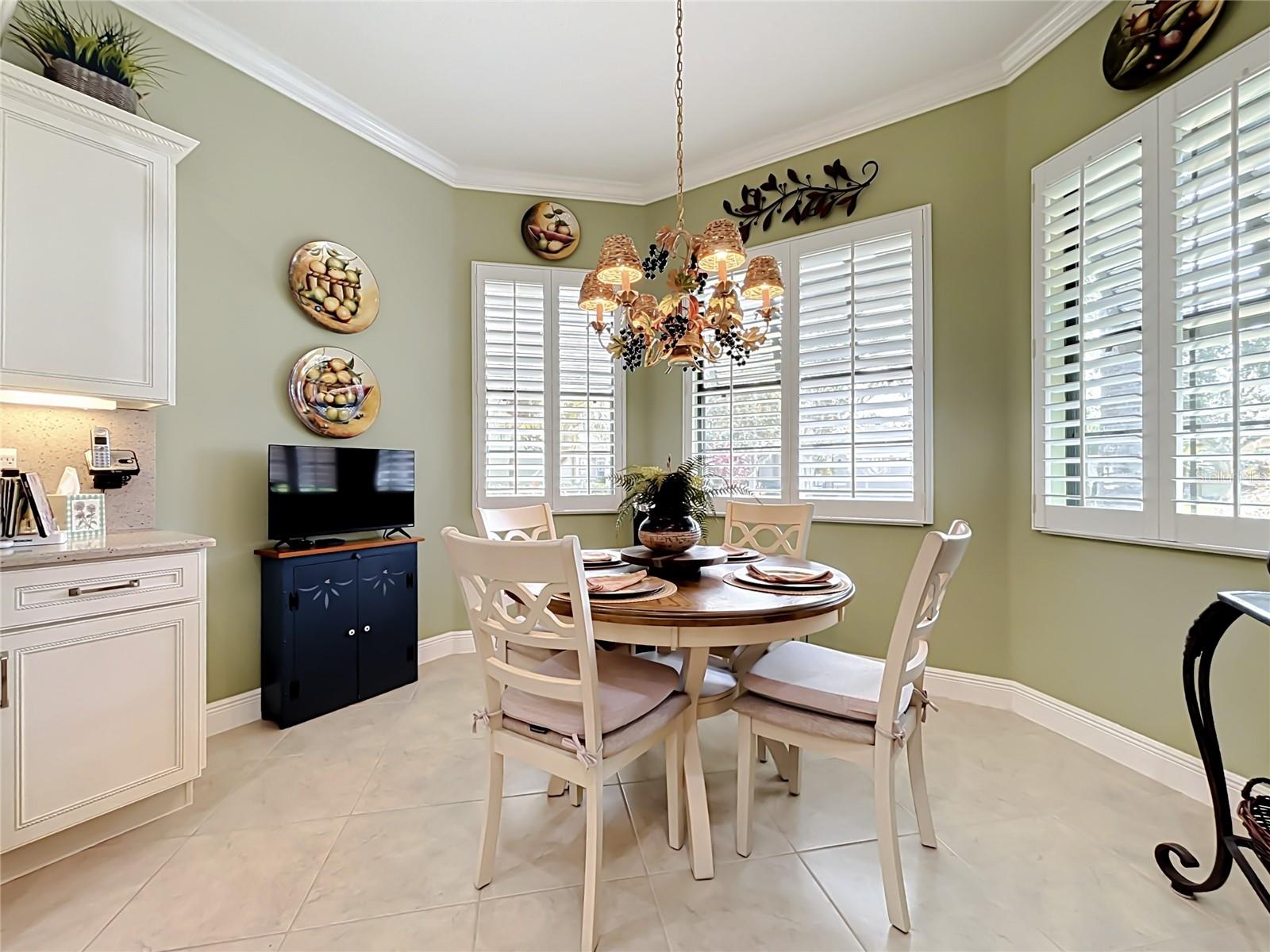 Kitchen Nook - 265 INDIAN WELLS AVE, POINCIANA