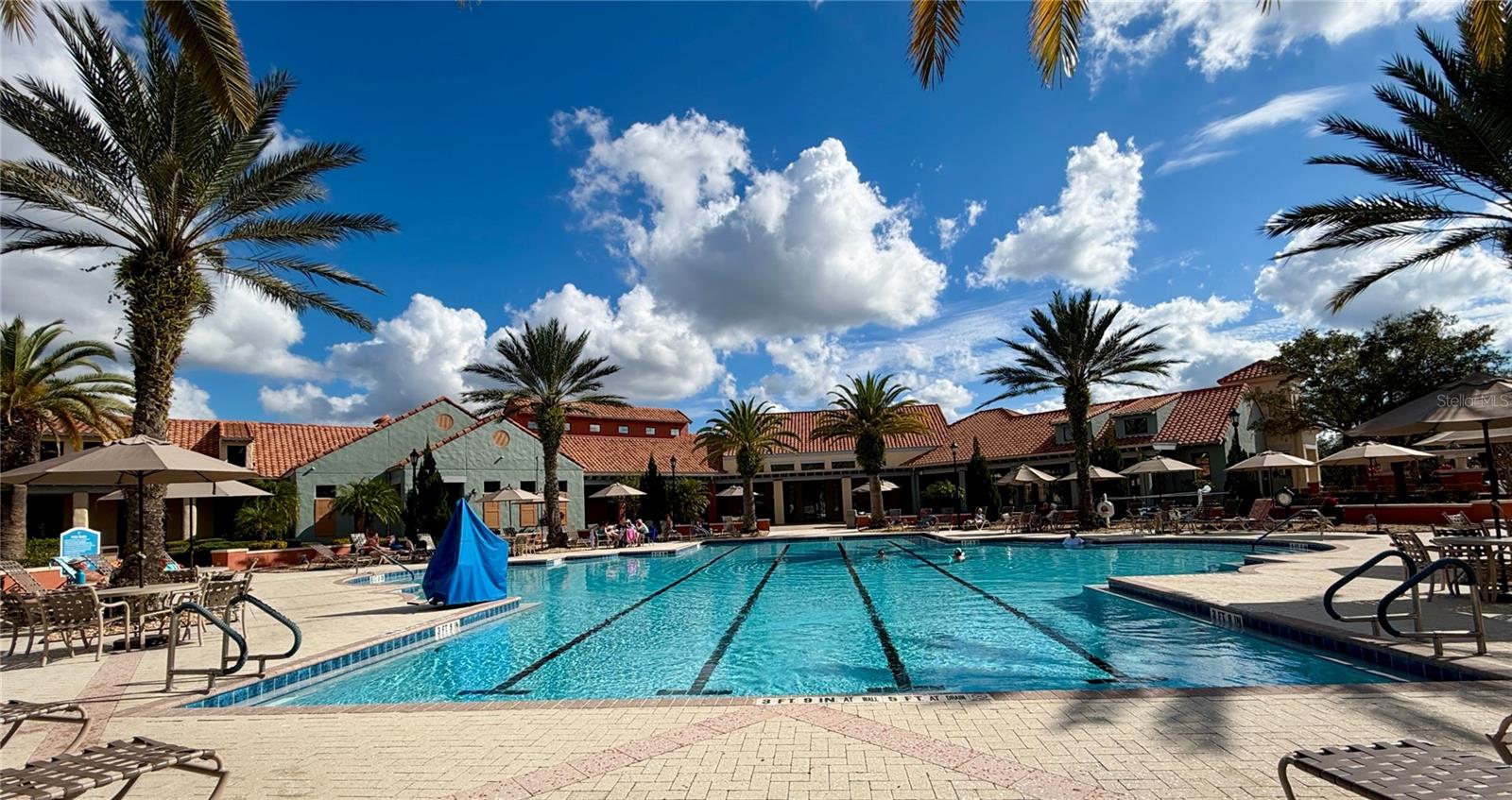 Palms outdoor pool - 265 INDIAN WELLS AVE, POINCIANA