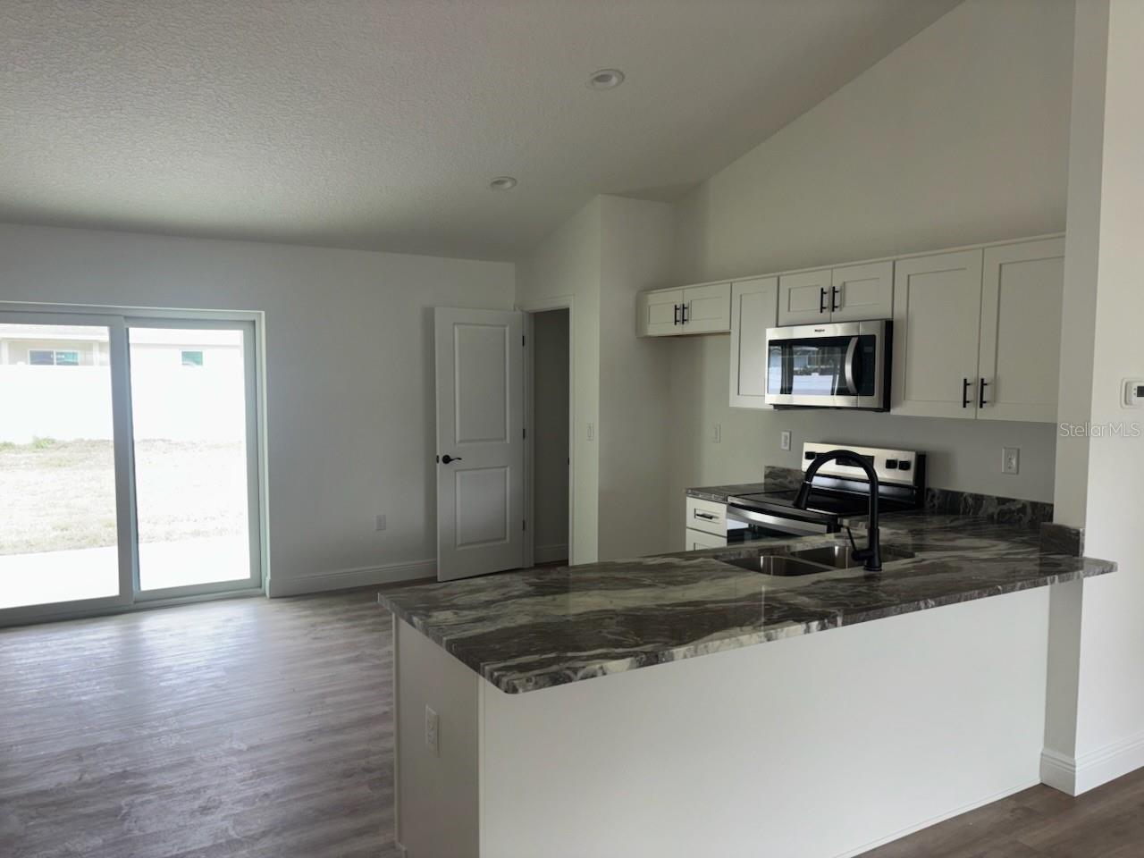 Single Family Residence at 8976 N CREEK WAY, DUNNELLON, photo 11 of 29