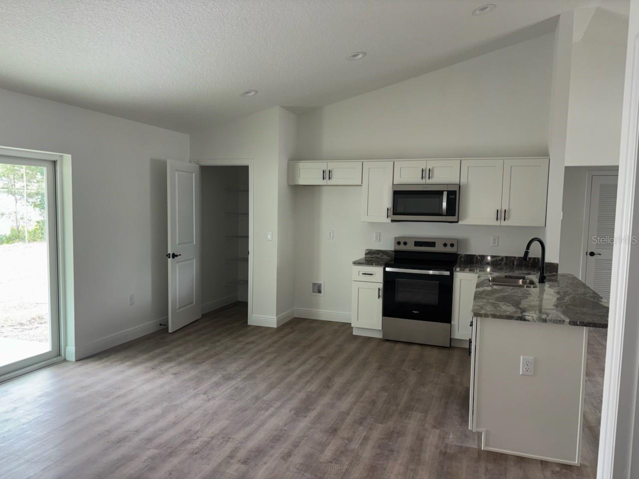 Single Family Residence at 8976 N CREEK WAY, DUNNELLON, photo 12 of 29