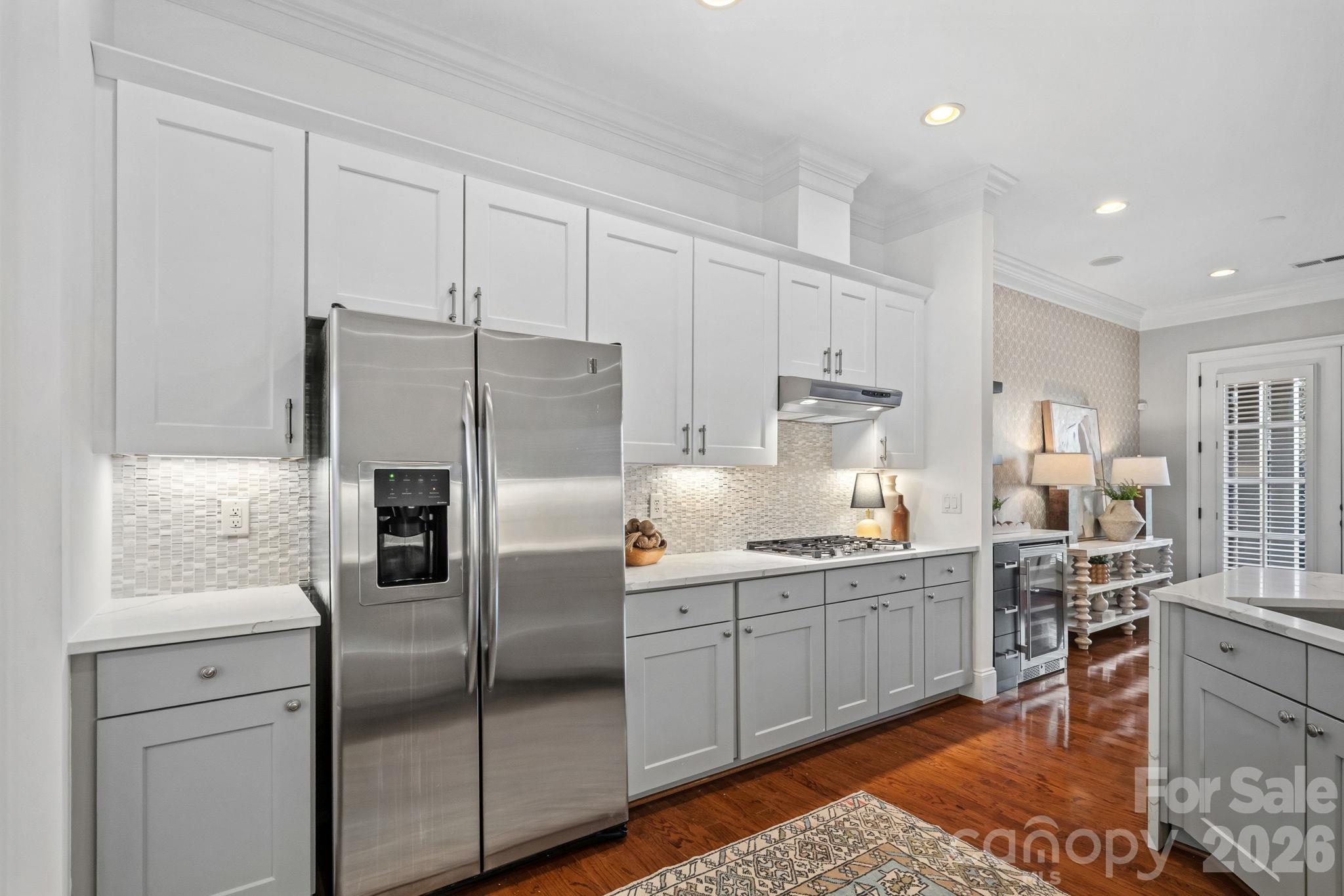 Townhouse at 6830 Louisburg Square Lane, Charlotte, photo 5 of 39
