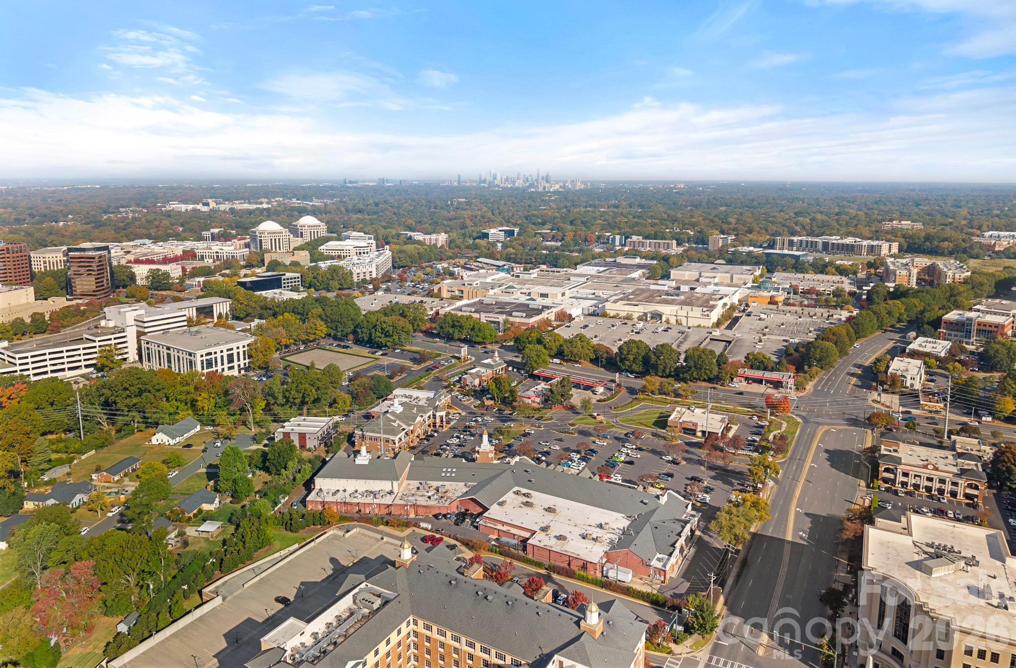 Walk to SouthPark Mall - 6830 Louisburg Square Lane, Charlotte