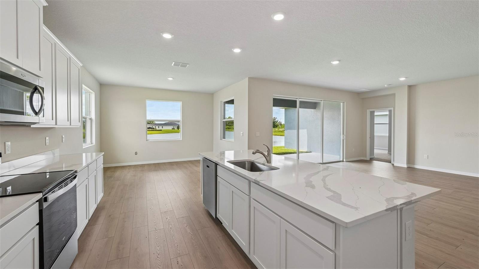 Single Family Residence at 10444 WOODLAND GARDEN WAY, PARRISH, photo 5 of 45