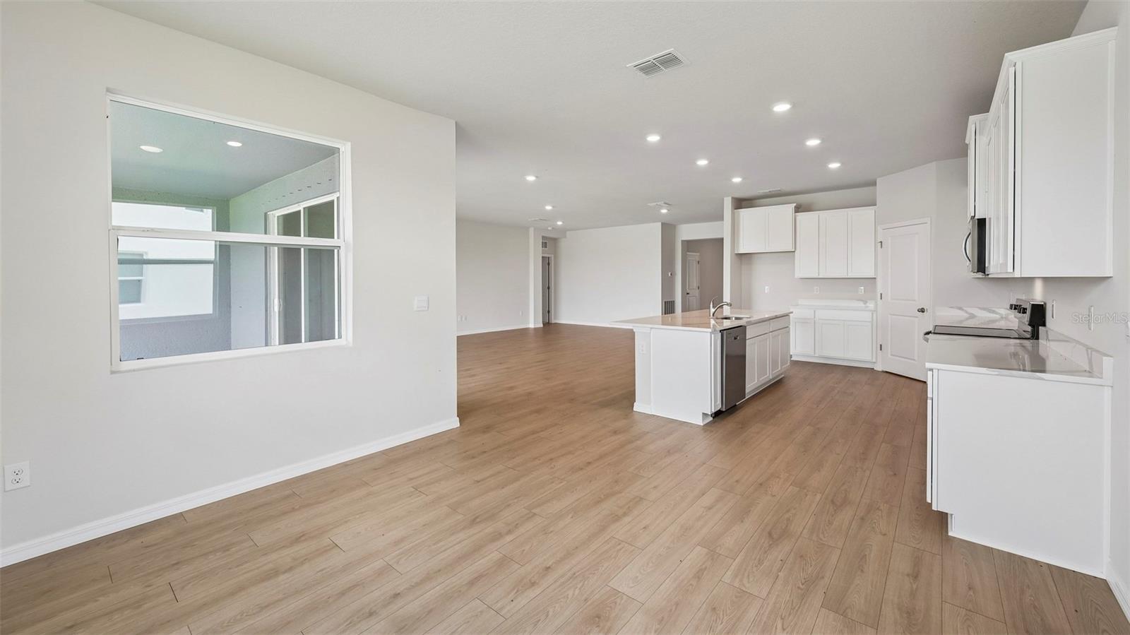 Single Family Residence at 10444 WOODLAND GARDEN WAY, PARRISH, photo 9 of 45