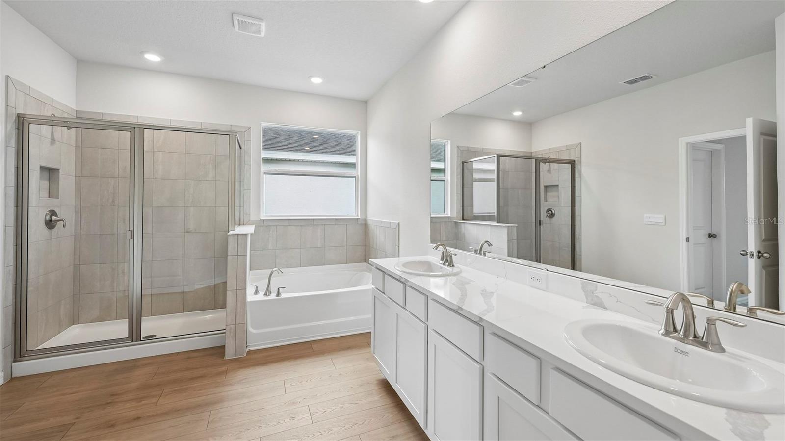 Single Family Residence at 10444 WOODLAND GARDEN WAY, PARRISH, photo 17 of 45