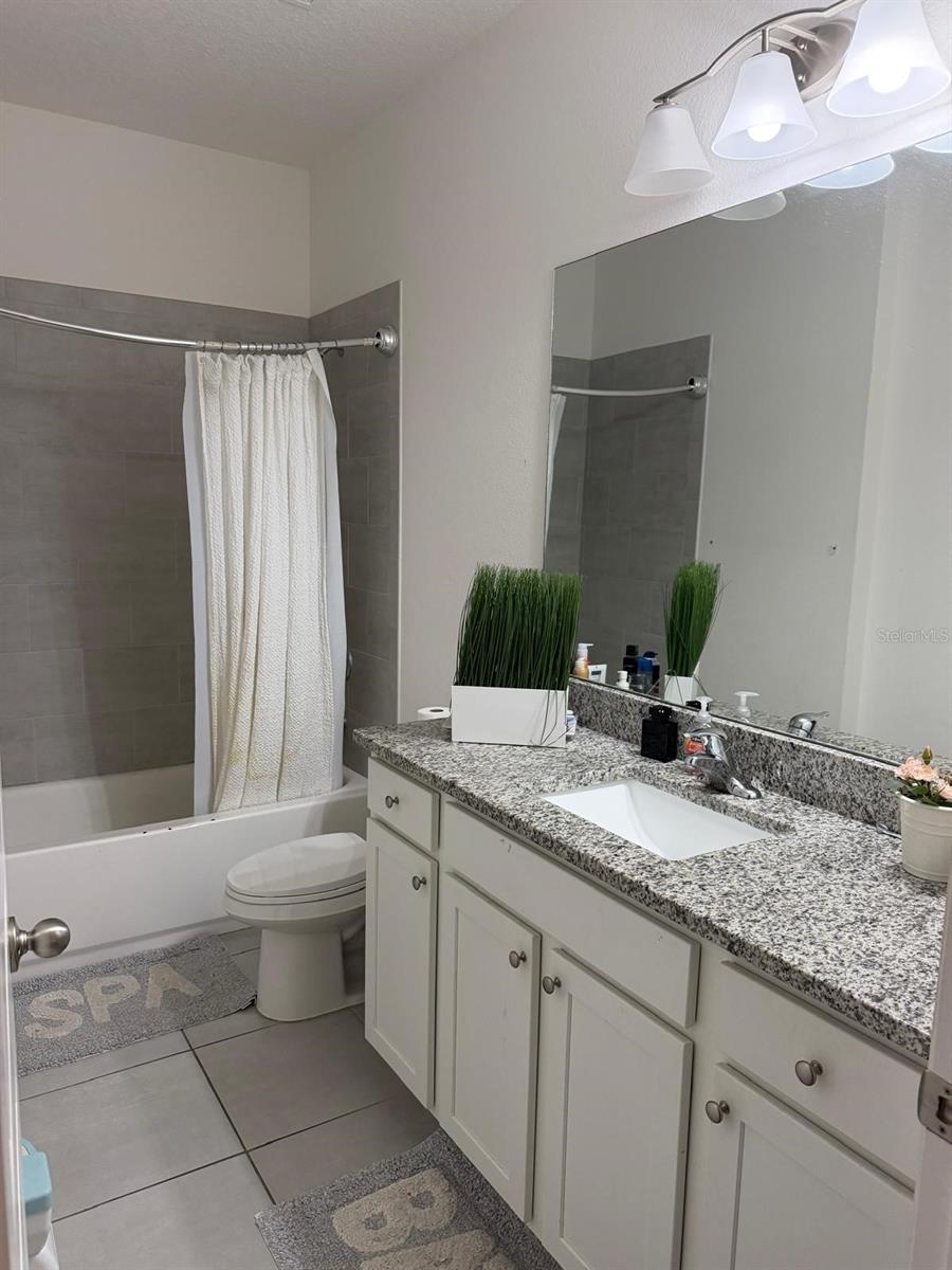 Single Family Residence at 731 BIRCH HOLLOW DR, APOPKA, photo 11 of 16