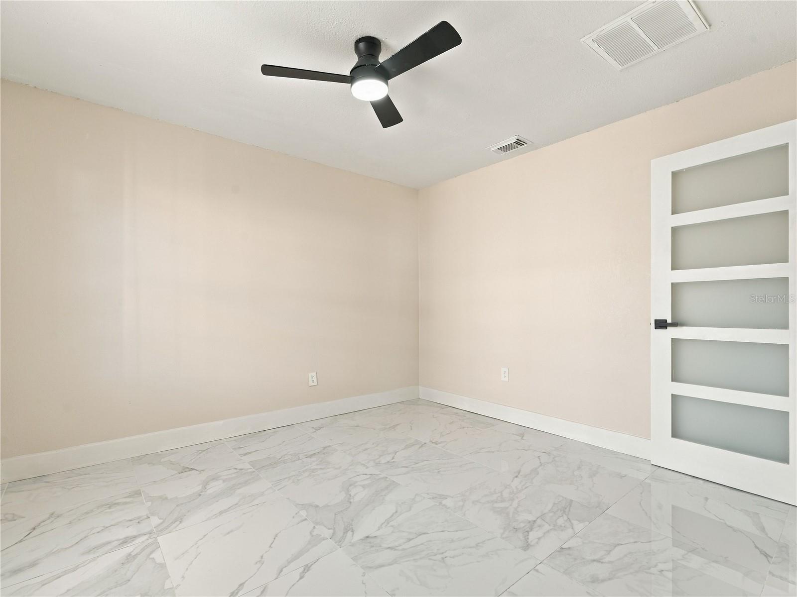 Single Family Residence at 1507 W PERDIZ ST, TAMPA, photo 21 of 37