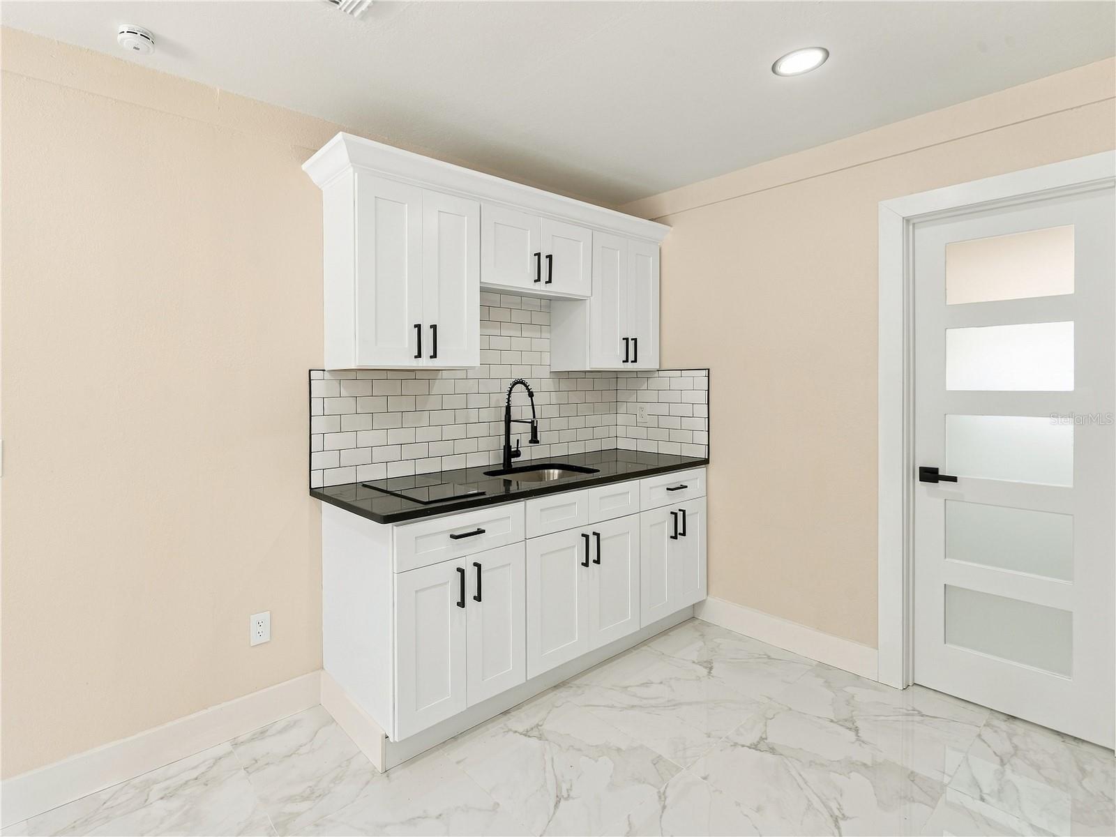 Single Family Residence at 1507 W PERDIZ ST, TAMPA, photo 29 of 37