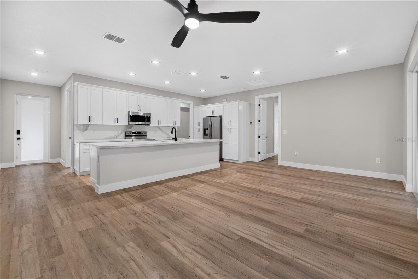 Single Family Residence at 13855 SW 110TH PL, DUNNELLON, photo 4 of 30