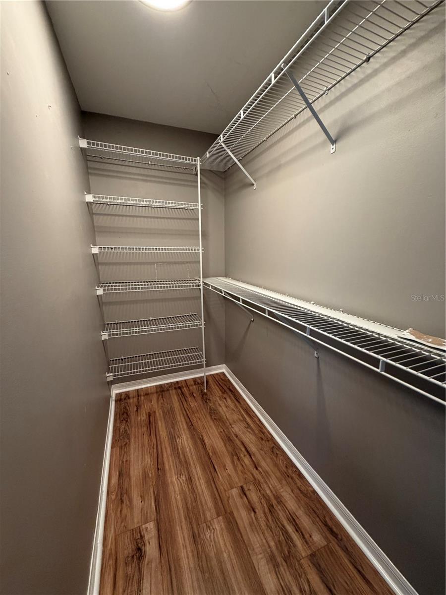 Her Closet - 1019 GARDENIA ST, SEBASTIAN