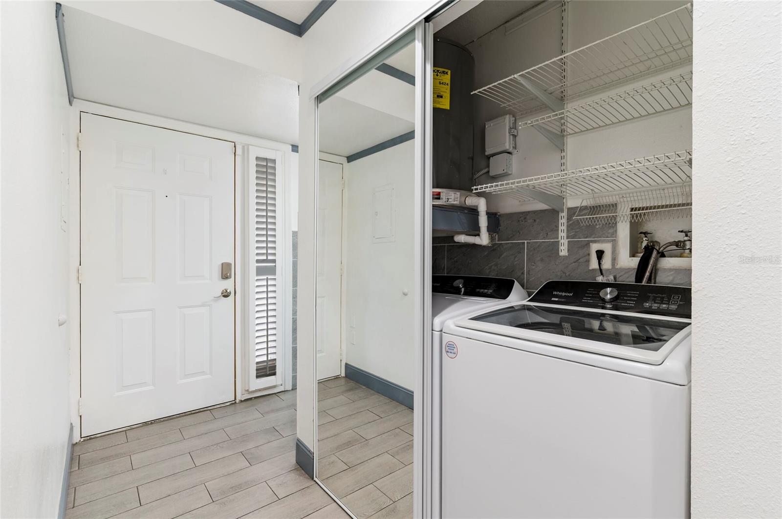 Condominium at 2275 62ND AVE N #5202, ST PETERSBURG, photo 4 of 27