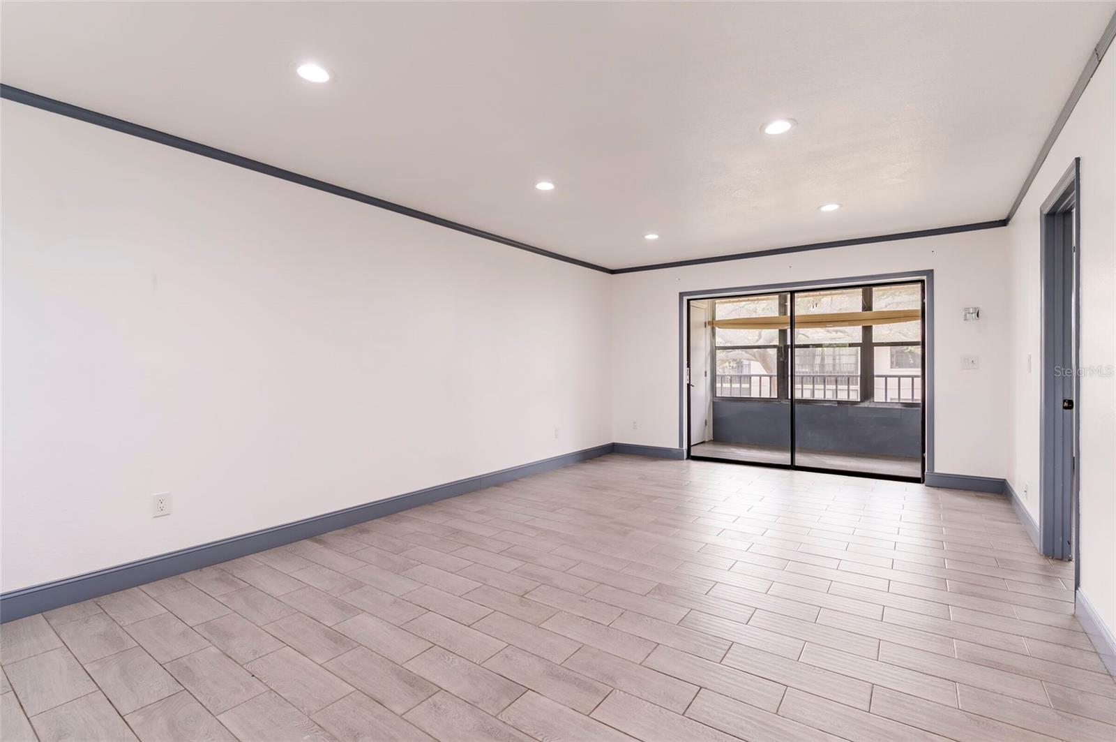 Condominium at 2275 62ND AVE N #5202, ST PETERSBURG, photo 11 of 27