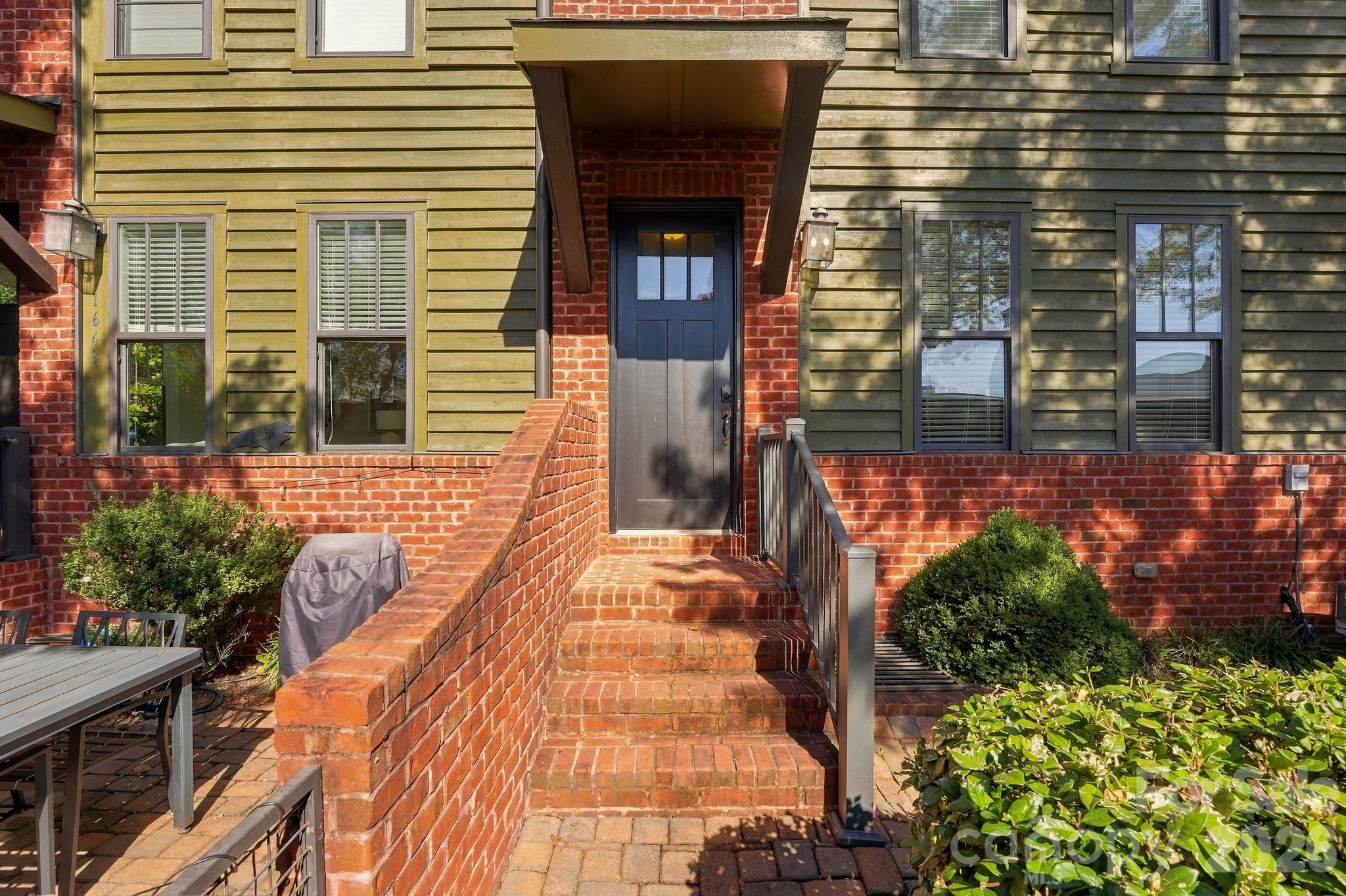 1644 Kenilworth Avenue
