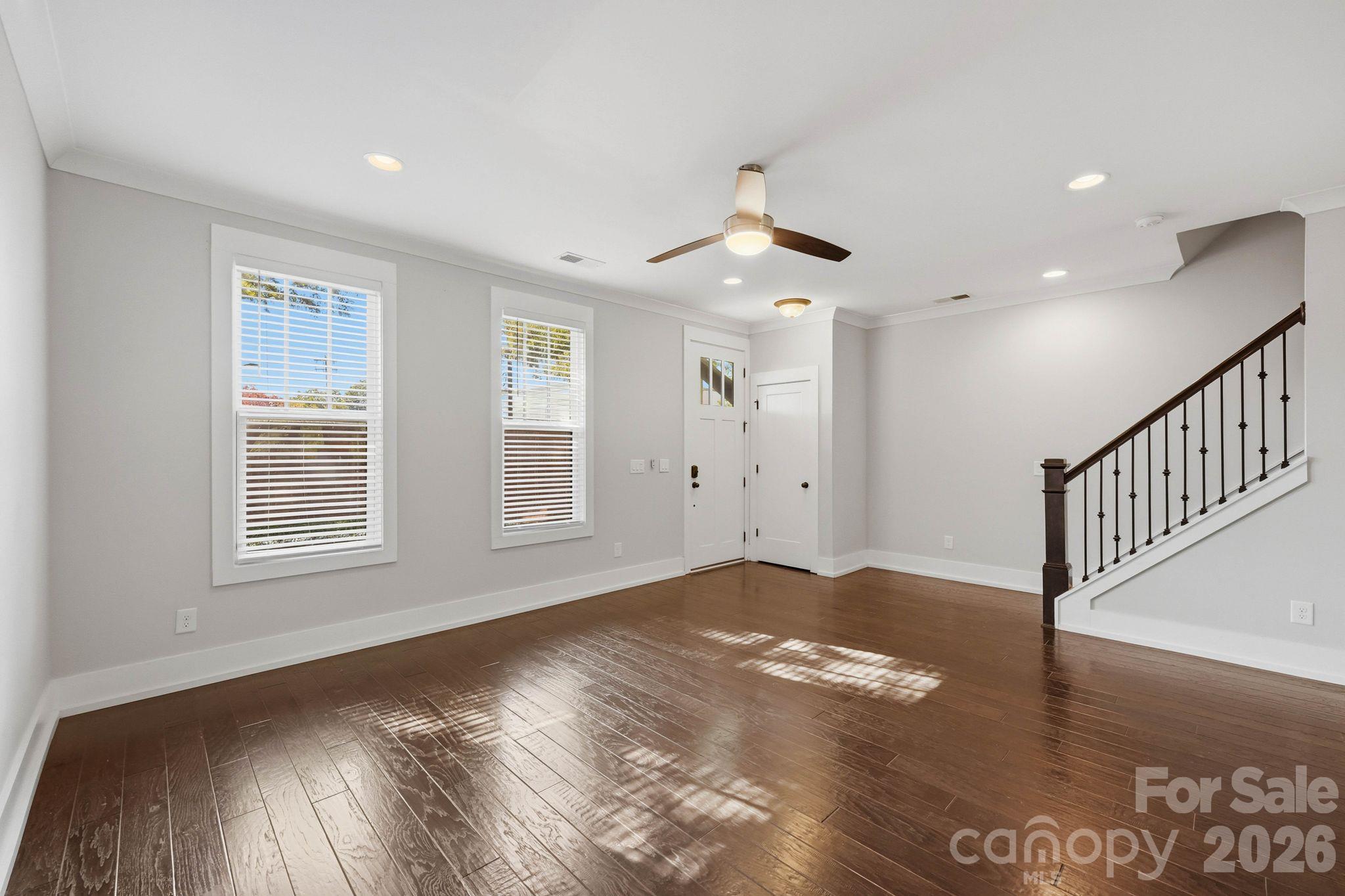 Living Room - 1644 Kenilworth Avenue, Charlotte