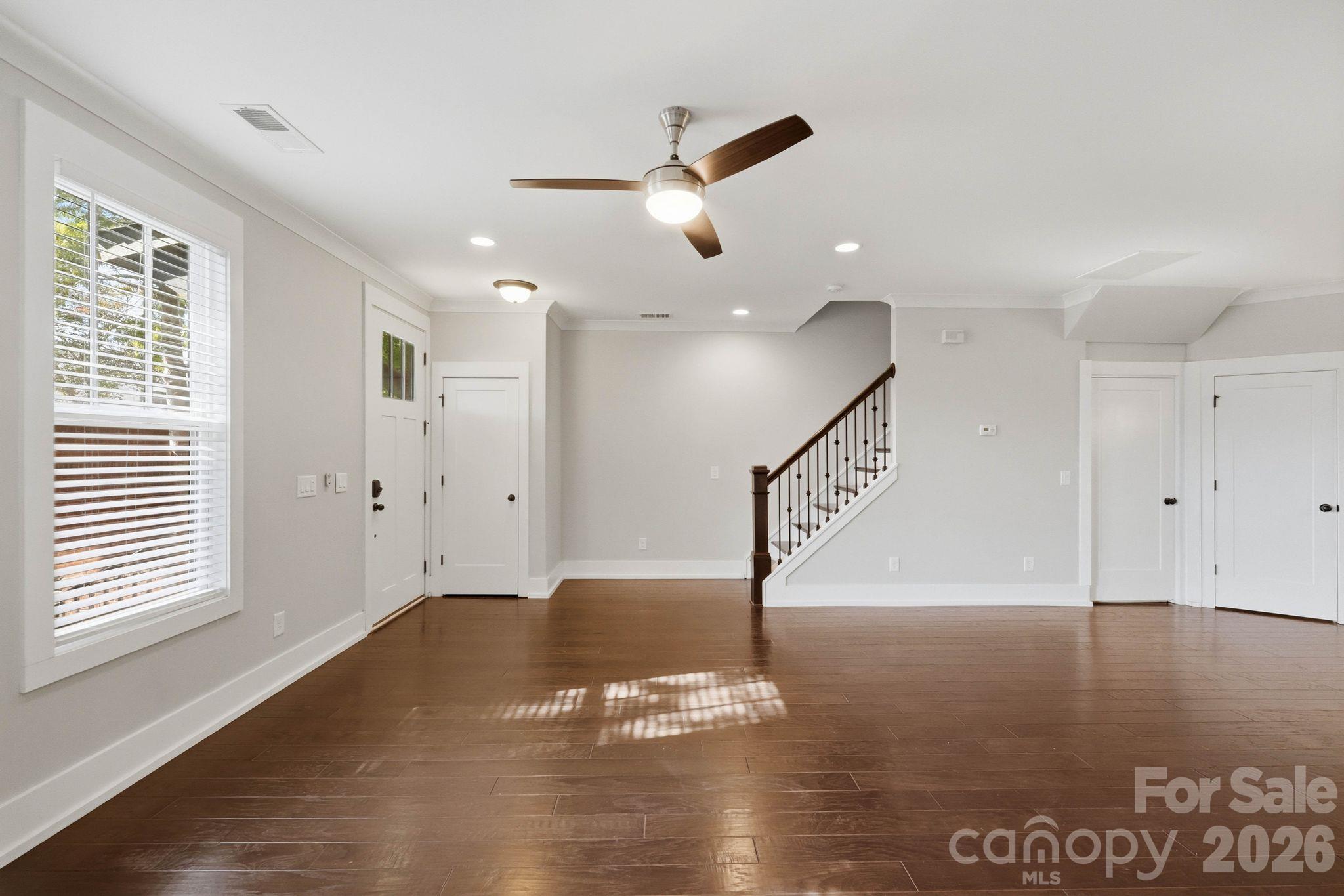 Living Room - 1644 Kenilworth Avenue, Charlotte