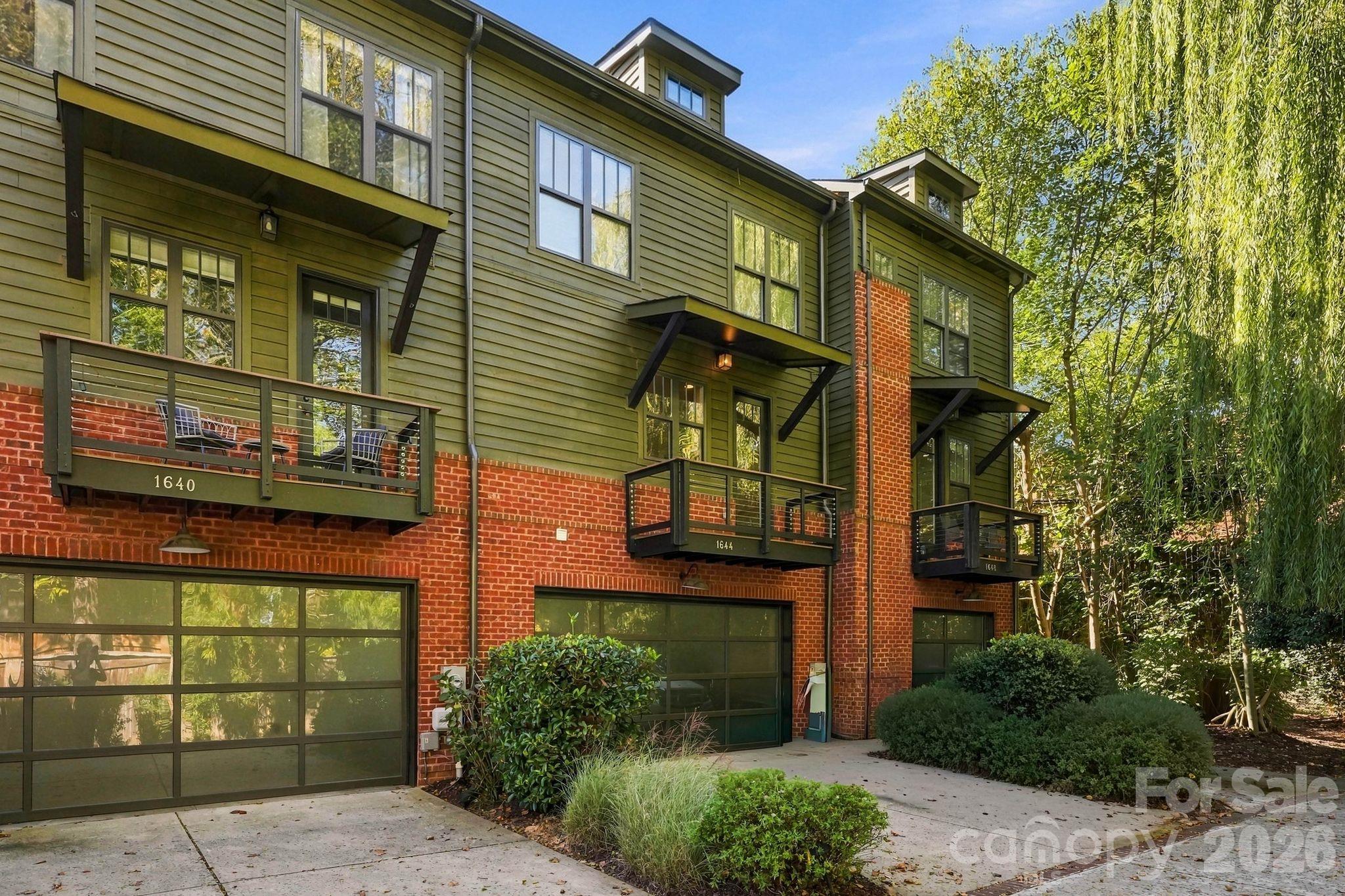 2 Car Garage - 1644 Kenilworth Avenue, Charlotte