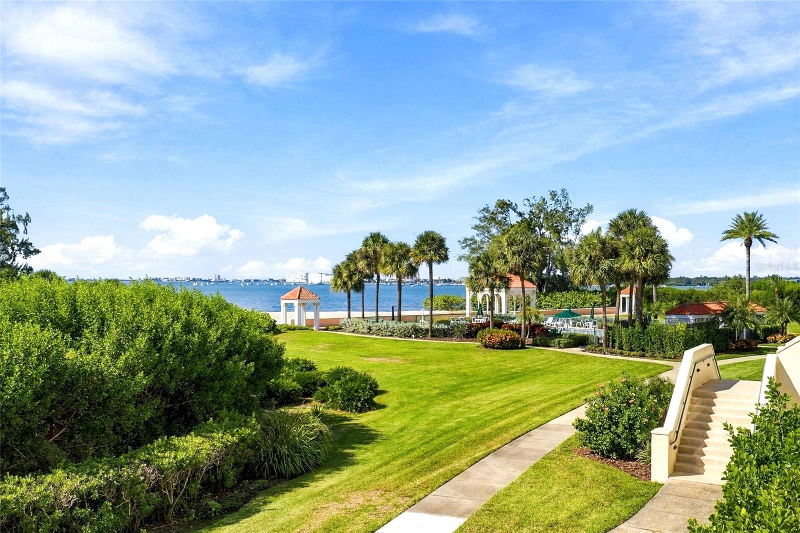 Condominium at 4780 DOLPHIN CAY LN S #102, ST PETERSBURG, photo 5 of 59