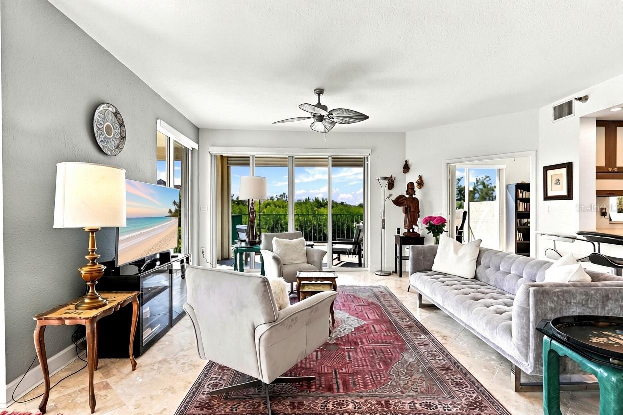 Condominium at 4780 DOLPHIN CAY LN S #102, ST PETERSBURG, photo 13 of 59