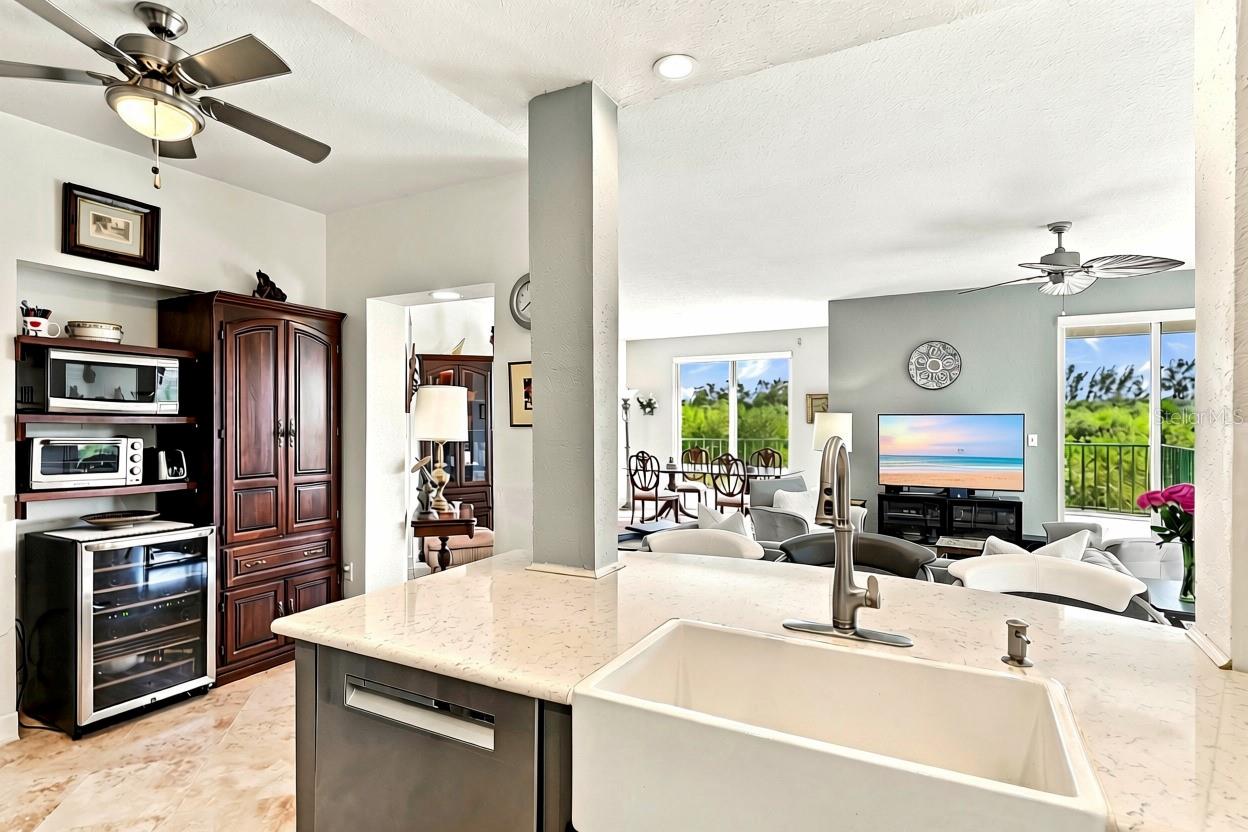 Condominium at 4780 DOLPHIN CAY LN S #102, ST PETERSBURG, photo 28 of 59