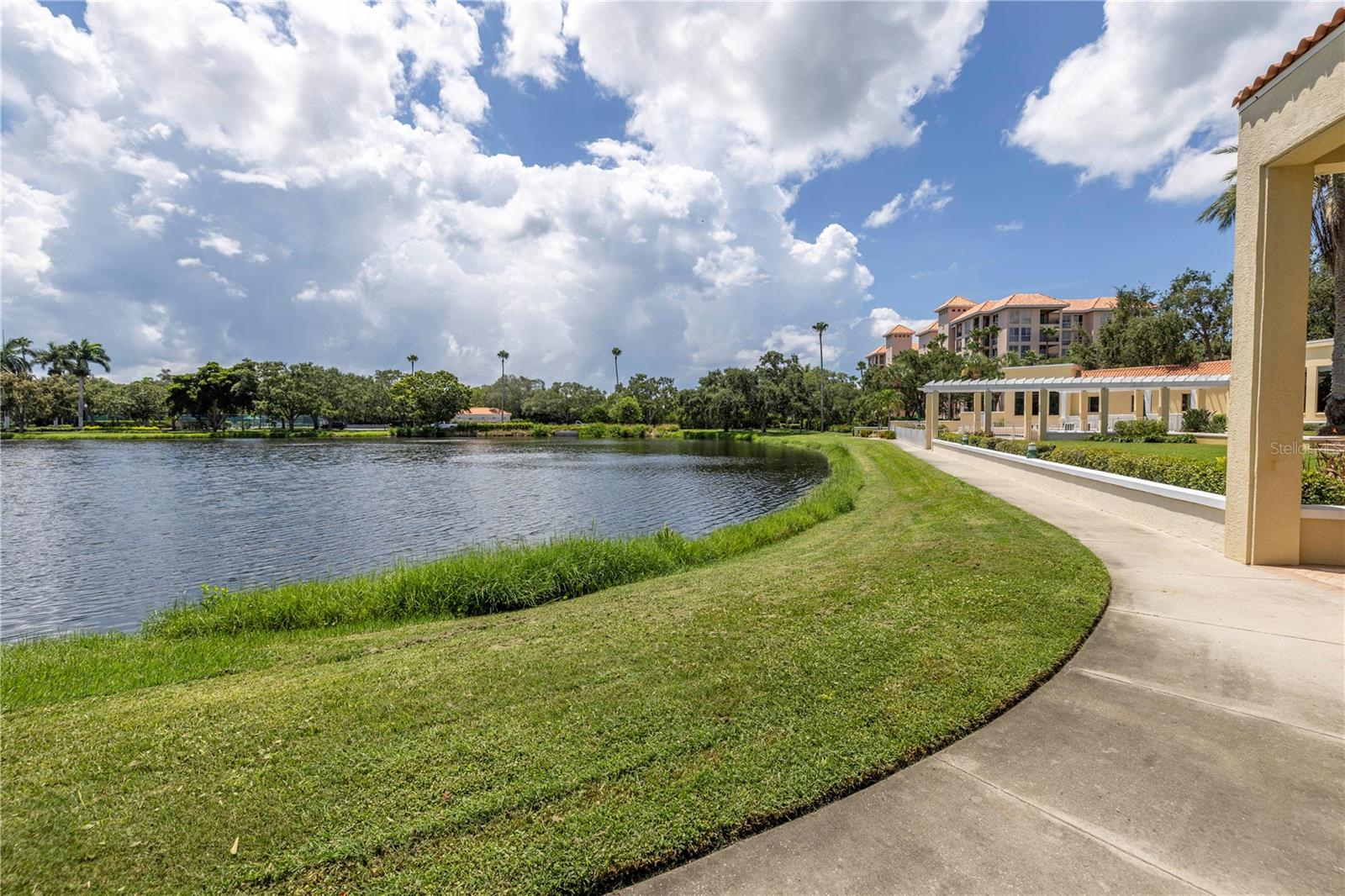Condominium at 4780 DOLPHIN CAY LN S #102, ST PETERSBURG, photo 46 of 59