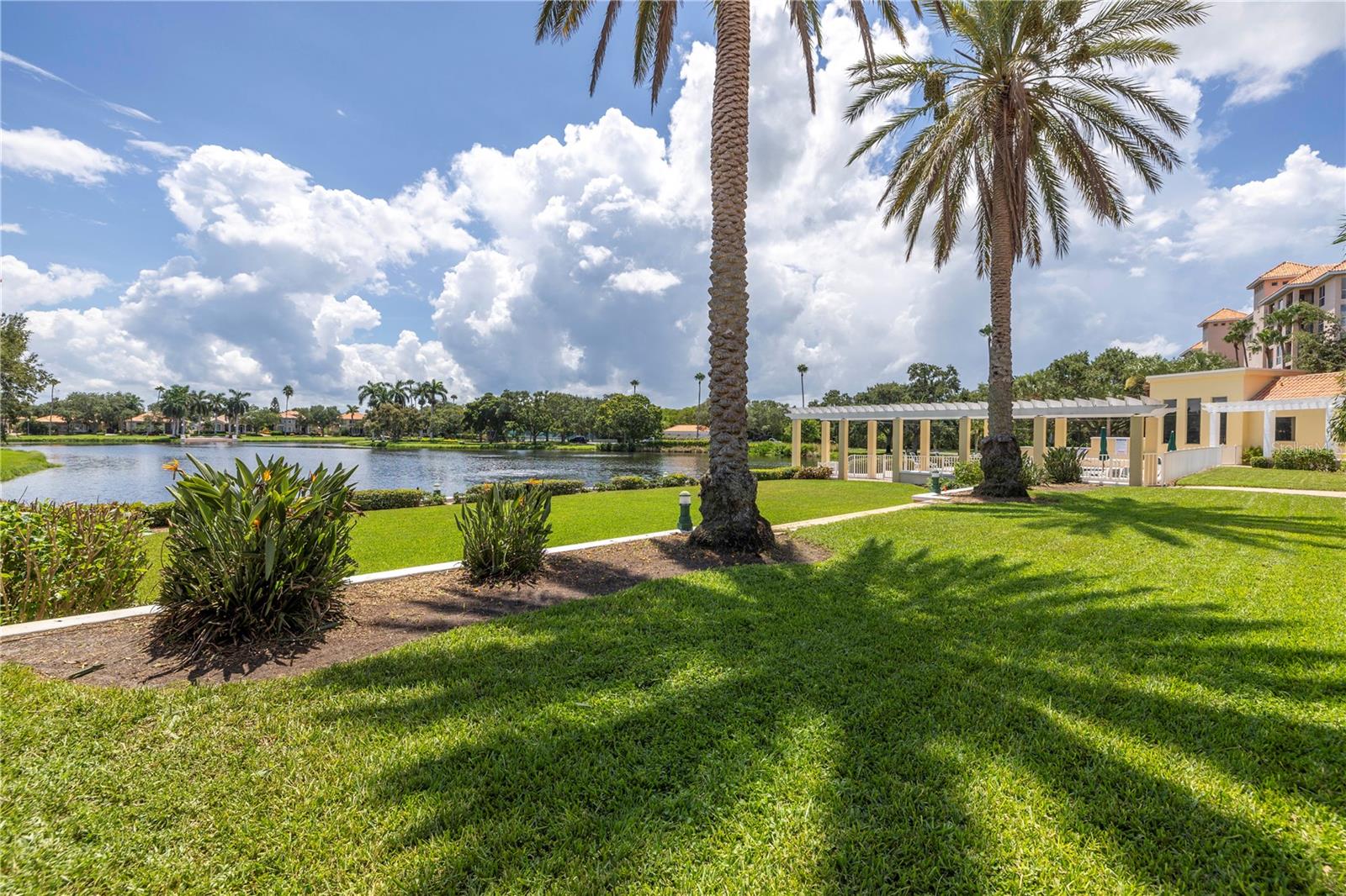 Condominium at 4780 DOLPHIN CAY LN S #102, ST PETERSBURG, photo 57 of 59