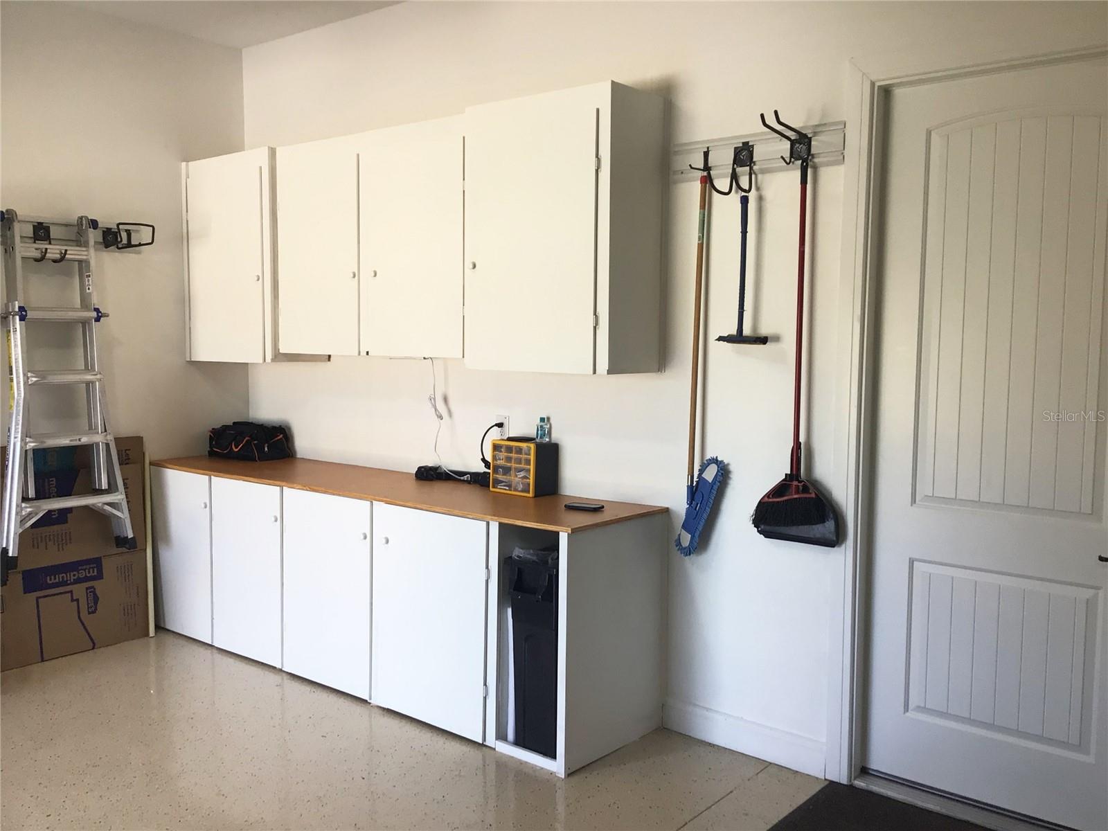Lots of Extra Garage Storage - 5663 SW 92ND AVENUE RD, OCALA