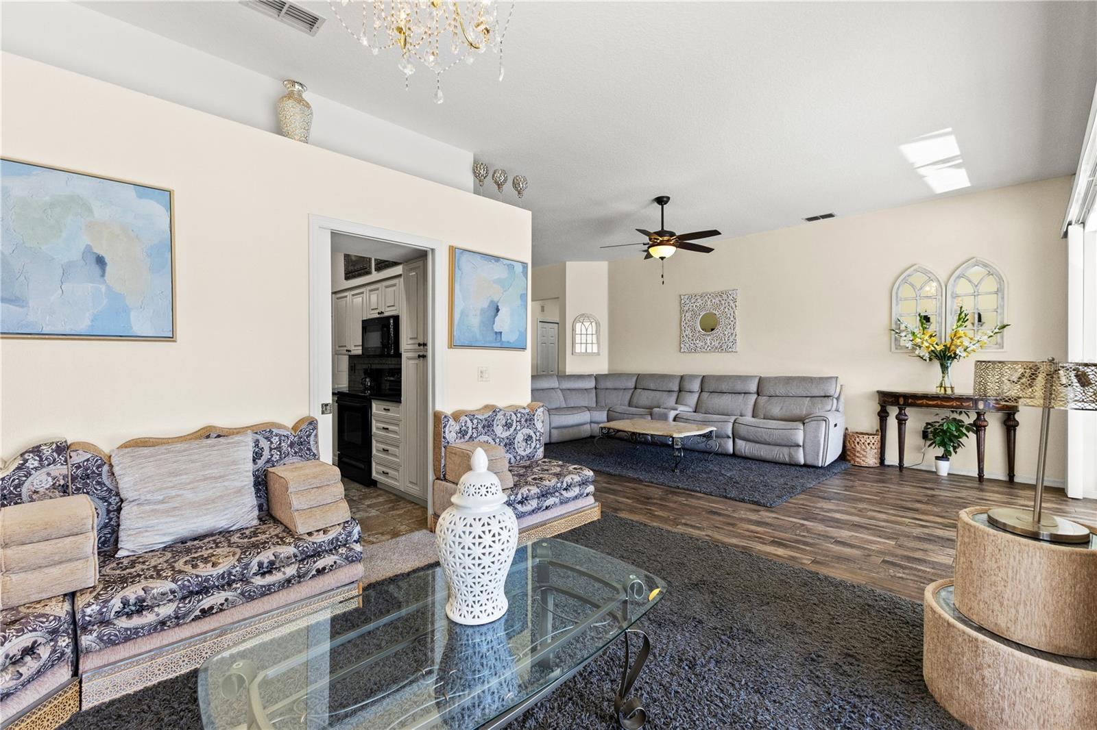 Single Family Residence at 17725 NATHANS DR, TAMPA, photo 13 of 58